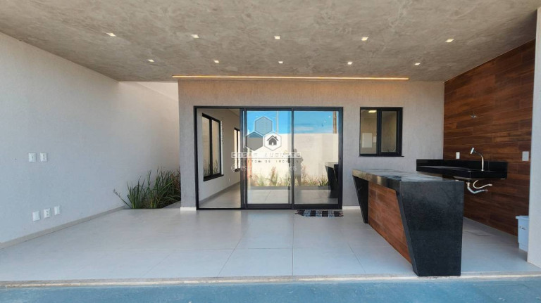 Imagem Casa com 4 Quartos à Venda, 158 m²