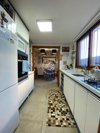 Imagem Casa com 3 Quartos à Venda, 132 m² em Camobi - Santa Maria Imagem Casa com 3 Quartos à Venda, 132 m² em Camobi - Santa Maria