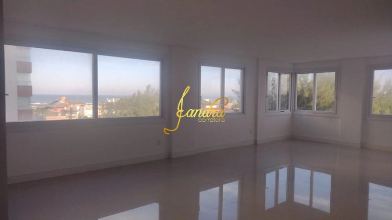 Imagem Apartamento com 5 Quartos à Venda, 200 m² em Navegantes - Capão Da Canoa