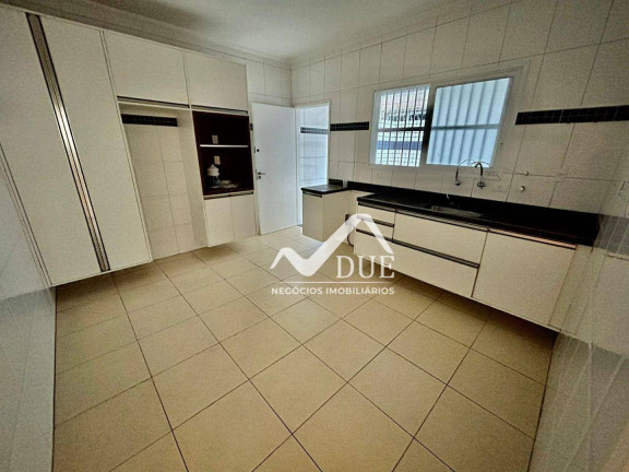 Imagem Casa com 3 Quartos à Venda, 180 m² em Boqueirão - Santos Imagem Casa com 3 Quartos à Venda, 180 m² em Boqueirão - Santos
