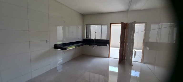Imagem Casa com 3 Quartos à Venda, 132 m² em Residencial Santa Fé - Goiânia