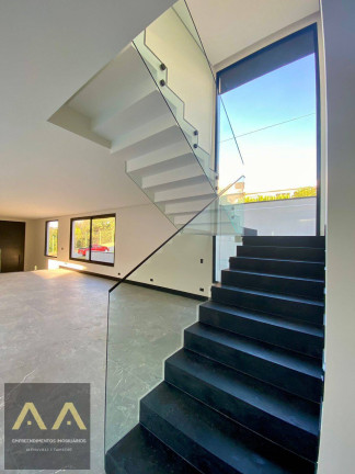 Imagem Casa com 4 Quartos à Venda, 546 m² em Alphaville - Santana De Parnaíba Imagem Casa com 4 Quartos à Venda, 546 m² em Alphaville - Santana De Parnaíba