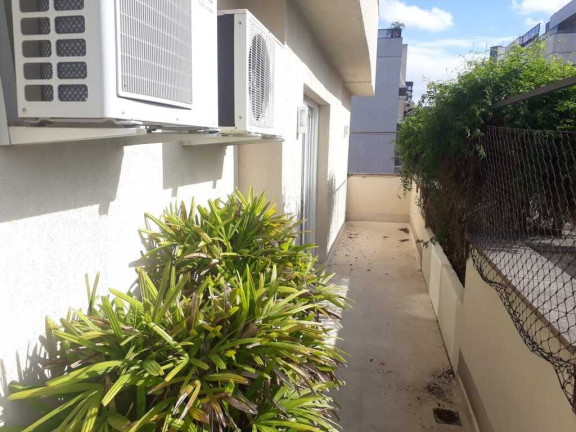 Imagem Apartamento com 3 Quartos à Venda, 246 m² em Bela Vista - Porto Alegre Imagem Apartamento com 3 Quartos à Venda, 246 m² em Bela Vista - Porto Alegre