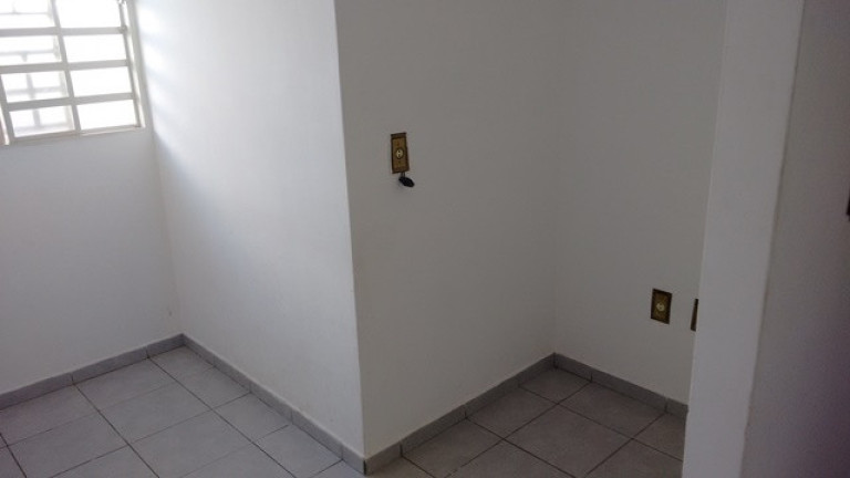 Imagem Casa com 2 Quartos à Venda, 220 m² em Parque Santa Edwiges - Bauru