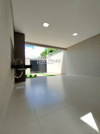 Imagem Casa com 3 Quartos à Venda, 105 m² em Residencial Recanto Do Bosque - Goiânia Imagem Casa com 3 Quartos à Venda, 105 m² em Residencial Recanto Do Bosque - Goiânia