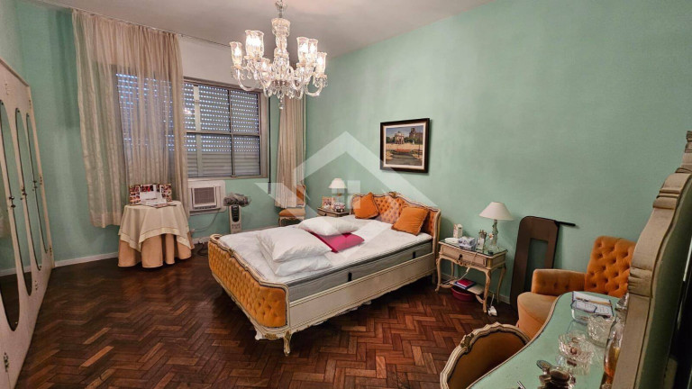 Imagem Apartamento com 4 Quartos à Venda, 300 m² em Copacabana - Rio De Janeiro Imagem Apartamento com 4 Quartos à Venda, 300 m² em Copacabana - Rio De Janeiro