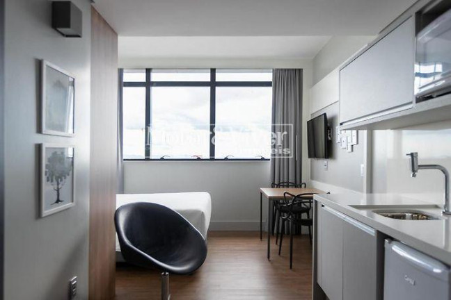 Imagem Imóvel com 1 Quarto à Venda, 28 m² em água Verde - Curitiba