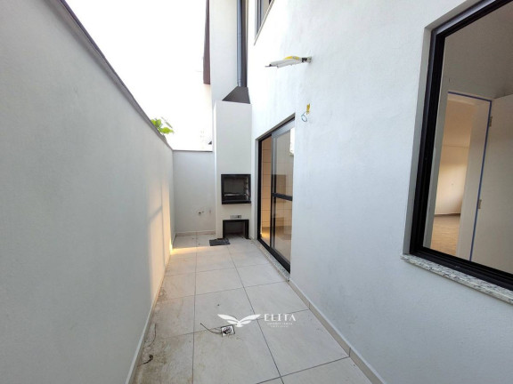 Imagem Sobrado com 3 Quartos à Venda, 116 m² em Centro - Barra Velha