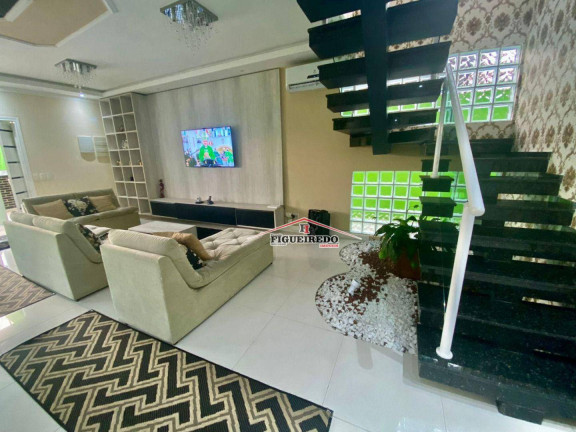 Imagem Sobrado com 5 Quartos à Venda, 280 m² em Solemar - Praia Grande