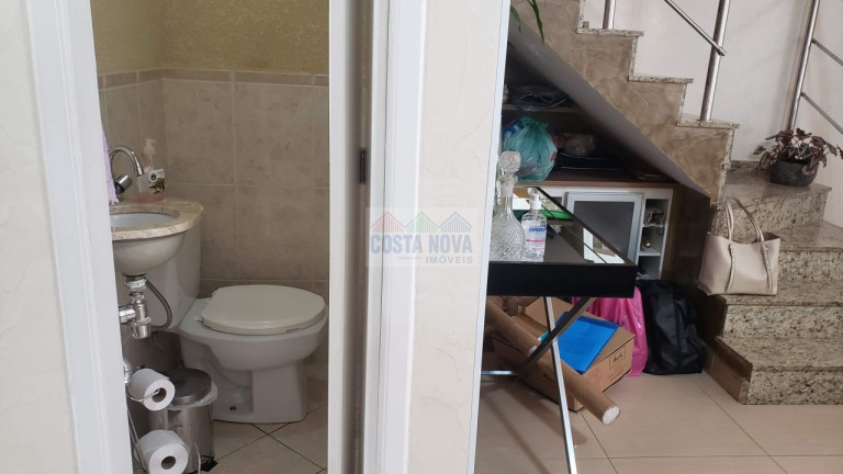Imagem Casa com 3 Quartos à Venda, 208 m² em Horto Florestal - São Paulo Imagem Casa com 3 Quartos à Venda, 208 m² em Horto Florestal - São Paulo