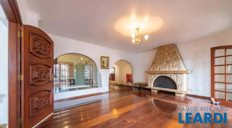 Imagem Sobrado com 3 Quartos à Venda, 350 m² em Jardim - Santo André