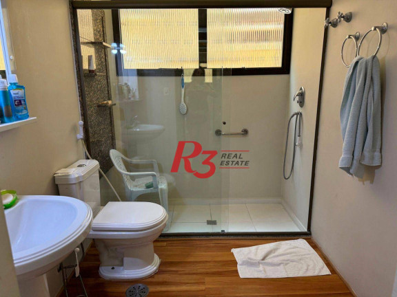 Imagem Apartamento com 4 Quartos à Venda, 152 m² em Gonzaga - Santos