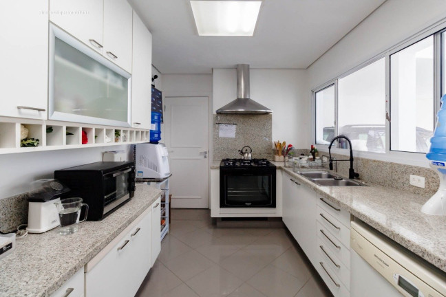 Imagem Casa com 4 Quartos à Venda, 408 m² em Jardim Europa - São Paulo