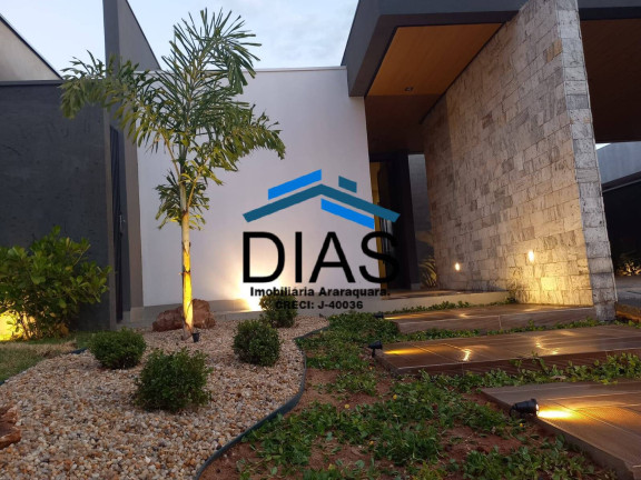 Imagem Casa com 3 Quartos à Venda, 308 m² em Jardim Botânico - Araraquara Imagem Casa com 3 Quartos à Venda, 308 m² em Jardim Botânico - Araraquara