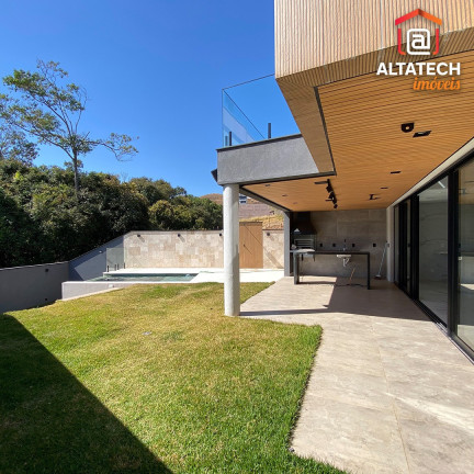 Imagem Casa com 3 Quartos à Venda, 453 m² em Residencial Alamedas - Poços De Caldas