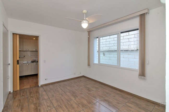 Imagem Imóvel com 1 Quarto à Venda, 38 m² em Camaquã - Porto Alegre Imagem Imóvel com 1 Quarto à Venda, 38 m² em Camaquã - Porto Alegre