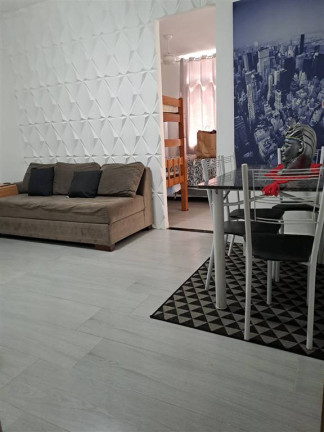 Imagem Kitnet com 1 Quarto à Venda, 32 m² em Guilhermina - Praia Grande Imagem Kitnet com 1 Quarto à Venda, 32 m² em Guilhermina - Praia Grande