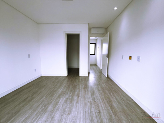 Imagem Casa com 2 Quartos à Venda, 200 m² em Forquilhas - Florianópolis Imagem Casa com 2 Quartos à Venda, 200 m² em Forquilhas - Florianópolis