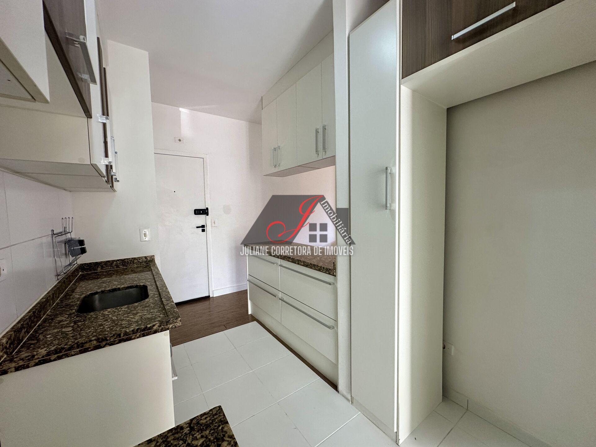 Imagem Apartamento com 3 Quartos à Venda, 59 m² em Campo Comprido - Curitiba