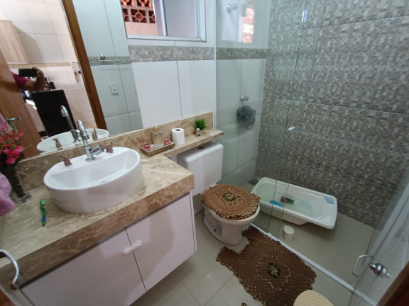 Imagem Casa com 3 Quartos à Venda, 130 m² em Jardim Pampulha - Aparecida De Goiania