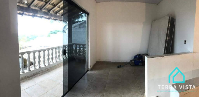 Imagem Casa com 3 Quartos à Venda, 450 m² Imagem Casa com 3 Quartos à Venda, 450 m²