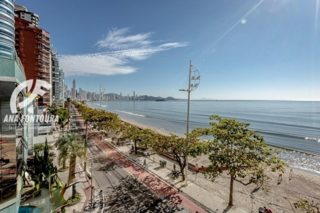 Imagem Apartamento com 3 Quartos à Venda, 238 m² em Centro - Balneário Camboriú Imagem Apartamento com 3 Quartos à Venda, 238 m² em Centro - Balneário Camboriú