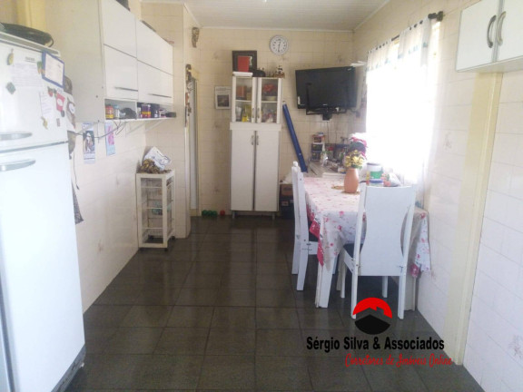 Imagem Casa com 2 Quartos à Venda, 655 m² em Vila Abernéssia - Campos Do Jordão