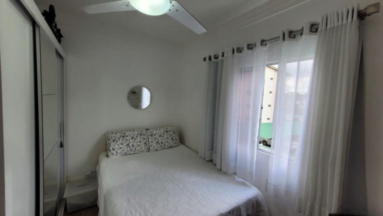 Imagem Apartamento com 2 Quartos à Venda, 52 m² em Saguaçu - Joinville