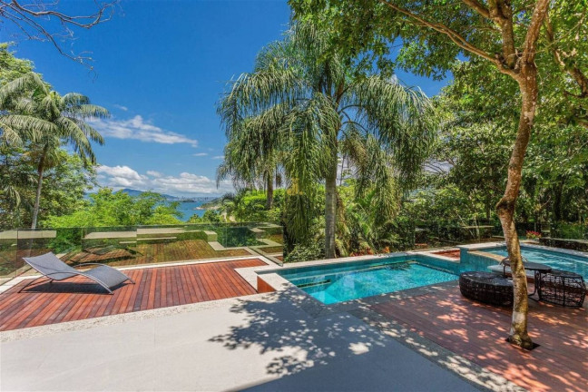 Imagem Casa de Condomínio com 4 Quartos à Venda, 524 m² em Praia Das Taquaras - Balneário Camboriú Imagem Casa de Condomínio com 4 Quartos à Venda, 524 m² em Praia Das Taquaras - Balneário Camboriú