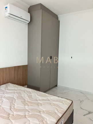 Imagem Imóvel com 2 Quartos à Venda, 73 m² em Ingleses Do Rio Vermelho - Florianópolis