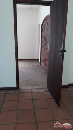 Imagem Casa com 7 Quartos para Alugar, 381 m² em Centro - Jacareí