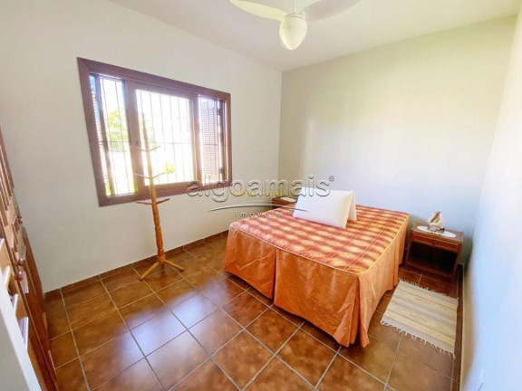 Imagem Casa com 3 Quartos à Venda, 174 m² em Centro - Xangri-lá