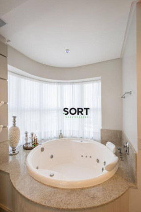 Imagem Apartamento com 4 Quartos à Venda, 237 m² em Centro - Balneário Camboriú