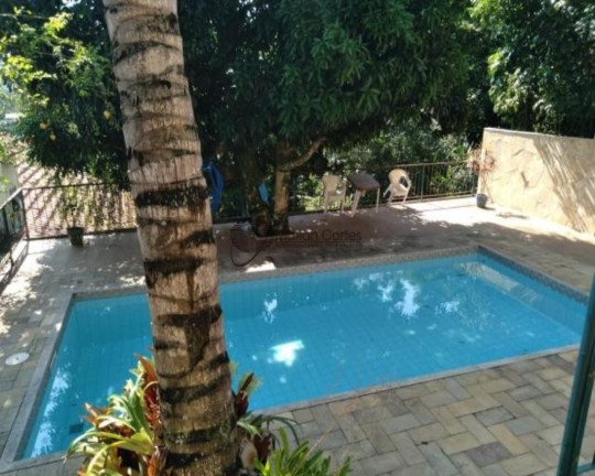 Casa com 4 Quartos à Venda, 403 m² em Badu - Niterói