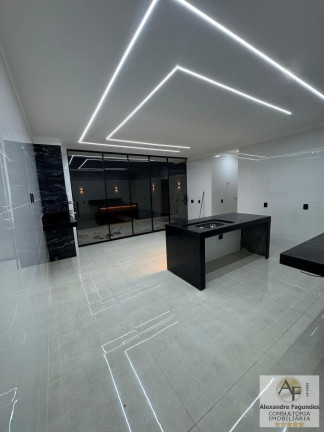 Imagem Casa com 3 Quartos à Venda, 124 m² em Vila Oliveira - Aparecida De Goiânia Imagem Casa com 3 Quartos à Venda, 124 m² em Vila Oliveira - Aparecida De Goiânia