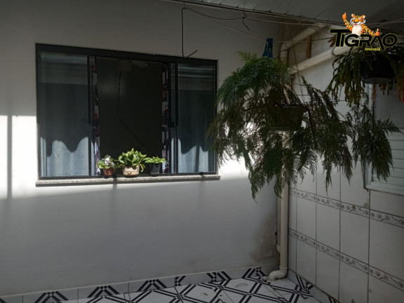 Imagem Casa com 3 Quartos à Venda, 270 m² em Nova Esperança - Balneário Camboriú