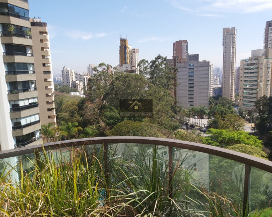 Imagem Apartamento com 4 Quartos à Venda, 235 m² em Vila Suzana - São Paulo