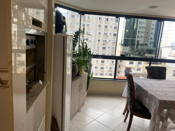 Imagem Apartamento com 3 Quartos à Venda, 100 m² em Centro - Balneário Camboriú Imagem Apartamento com 3 Quartos à Venda, 100 m² em Centro - Balneário Camboriú