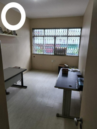 Imagem Imóvel com 3 Quartos à Venda, 220 m² em Jardim Vinte E Cinco De Agosto - Duque De Caxias Imagem Imóvel com 3 Quartos à Venda, 220 m² em Jardim Vinte E Cinco De Agosto - Duque De Caxias
