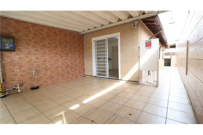 Imagem Casa com 2 Quartos à Venda,  em Campo Limpo - São Paulo