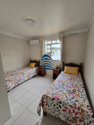 Imagem Casa com 5 Quartos à Venda, 397 m² em Buraquinho - Lauro De Freitas