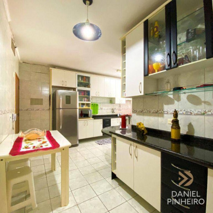 Imagem Apartamento com 3 Quartos à Venda, 132 m² em Vila Tupi - Praia Grande Imagem Apartamento com 3 Quartos à Venda, 132 m² em Vila Tupi - Praia Grande