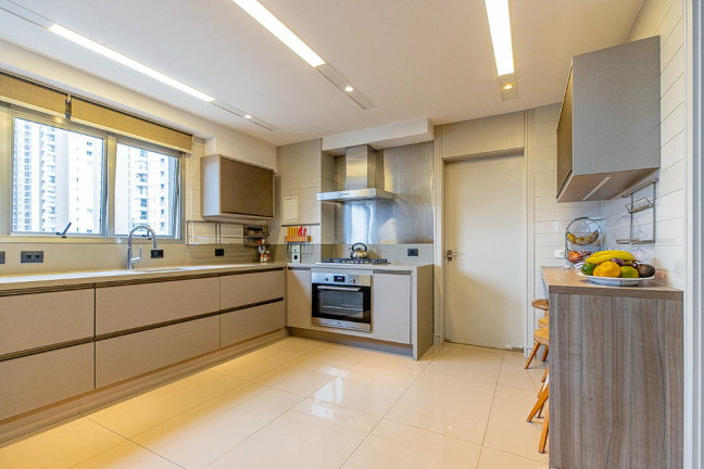 Imagem Imóvel com 3 Quartos à Venda, 485 m² em Campo Belo - São Paulo Imagem Imóvel com 3 Quartos à Venda, 485 m² em Campo Belo - São Paulo