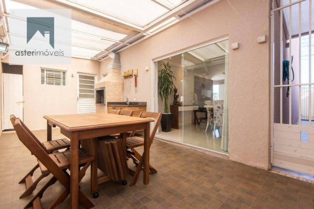 Imagem Sobrado com 3 Quartos à Venda, 161 m² em Campo Comprido - Curitiba Imagem Sobrado com 3 Quartos à Venda, 161 m² em Campo Comprido - Curitiba