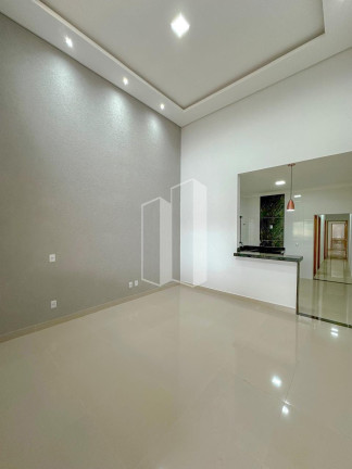 Imagem Casa com 3 Quartos à Venda, 106 m² em Parque Industrial João Braz - Goiânia Imagem Casa com 3 Quartos à Venda, 106 m² em Parque Industrial João Braz - Goiânia