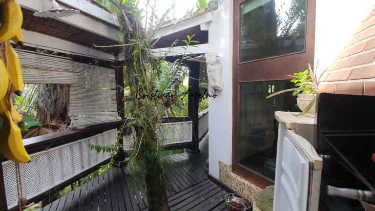 Imagem Casa com 3 Quartos à Venda, 250 m² em Ilhabela Imagem Casa com 3 Quartos à Venda, 250 m² em Ilhabela