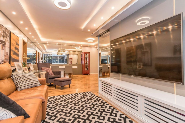 Imagem Apartamento com 3 Quartos à Venda, 13.400 m² em Chácara Das Pedras - Porto Alegre