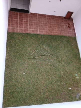 Imagem Sobrado com 3 Quartos à Venda, em Itaquera - São Paulo Imagem Sobrado com 3 Quartos à Venda, em Itaquera - São Paulo
