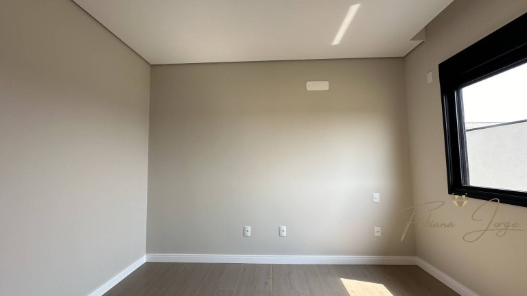 Imagem Casa com 3 Quartos à Venda, 347 m² em Roncáglia - Valinhos Imagem Casa com 3 Quartos à Venda, 347 m² em Roncáglia - Valinhos