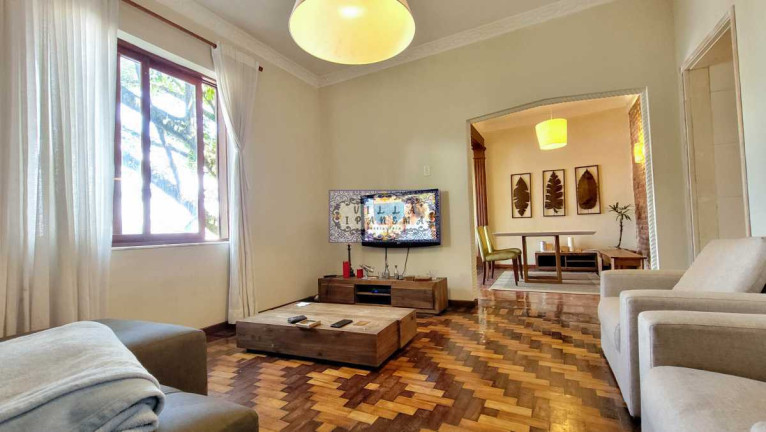 Imagem Imóvel com 5 Quartos à Venda, 300 m² em Lagoa - Rio De Janeiro Imagem Imóvel com 5 Quartos à Venda, 300 m² em Lagoa - Rio De Janeiro